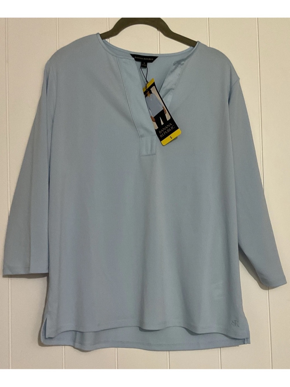 Banana Republic S Pale Blue Split-Neck Tunic